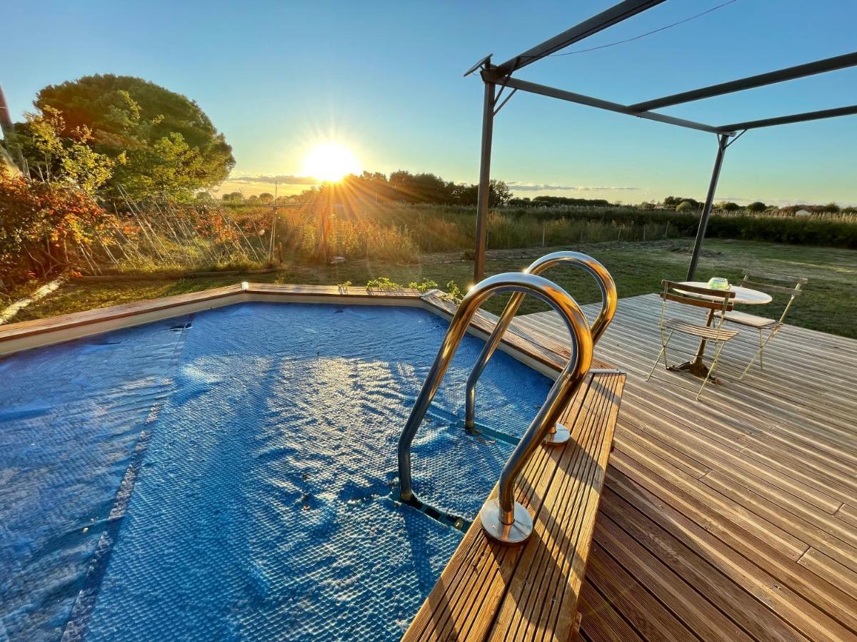 Myinsolite - Tiny-House, Jacuzzi, Brasero, Piscine エーグ・モルト エクステリア 写真