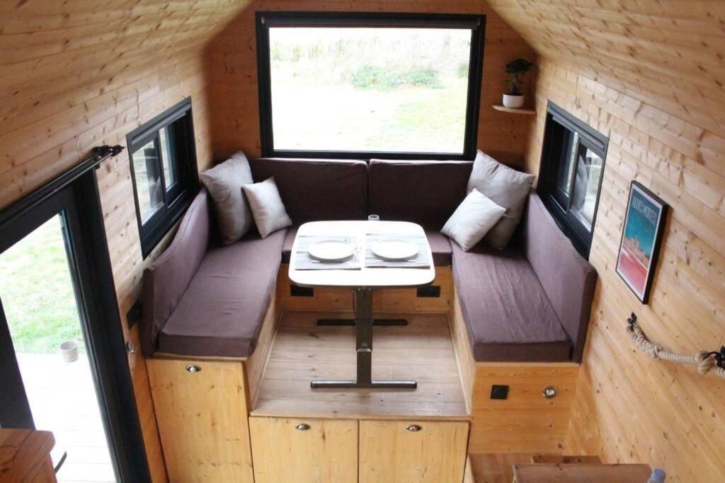 Myinsolite - Tiny-House, Jacuzzi, Brasero, Piscine エーグ・モルト エクステリア 写真