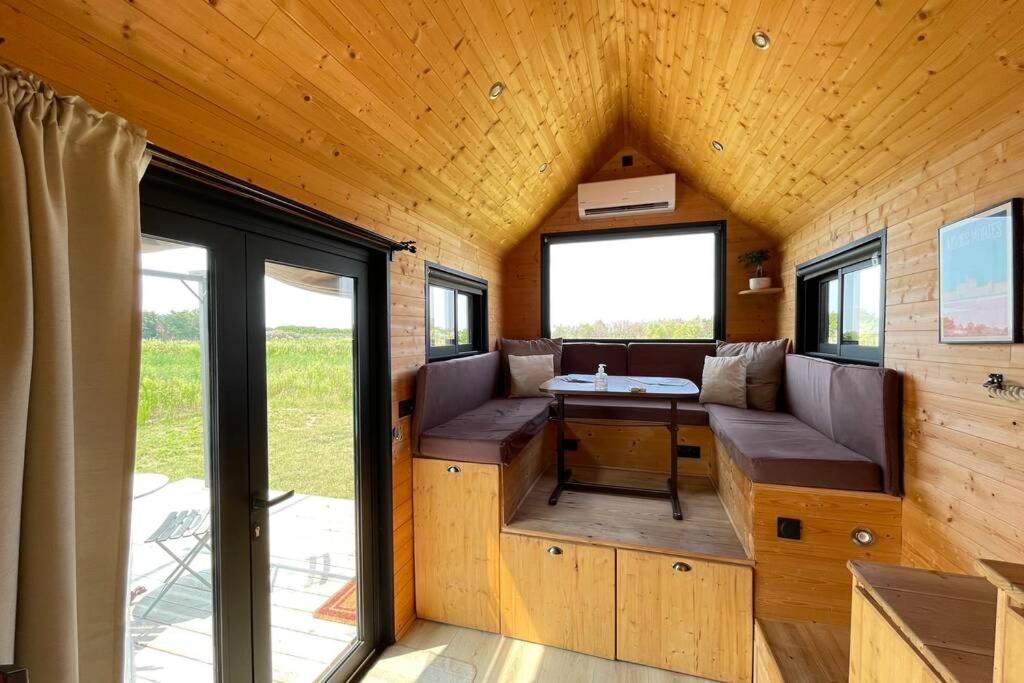 Myinsolite - Tiny-House, Jacuzzi, Brasero, Piscine エーグ・モルト エクステリア 写真