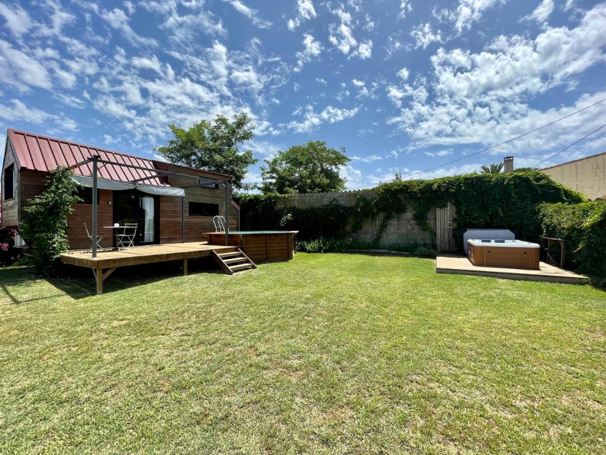 Myinsolite - Tiny-House, Jacuzzi, Brasero, Piscine エーグ・モルト エクステリア 写真